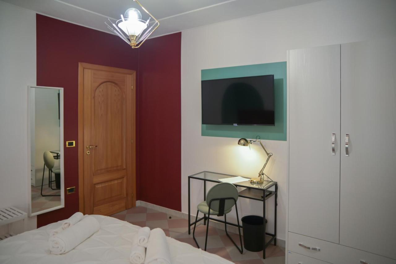 B&B Apartment 1970 لاوريا إنفيريوري المظهر الخارجي الصورة