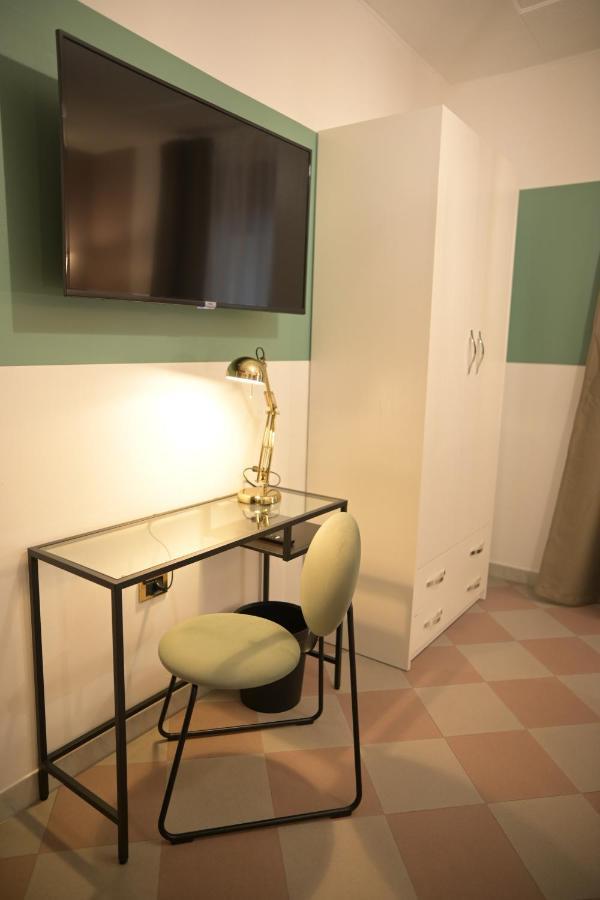 B&B Apartment 1970 لاوريا إنفيريوري المظهر الخارجي الصورة